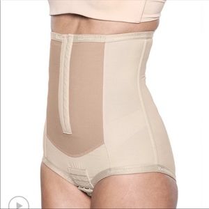 Belle Fit Corset closure postpartum girdle Medium